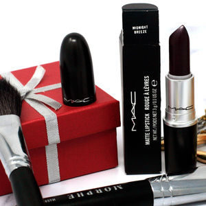 MAC Matte Lipstick - Midnight Breeze